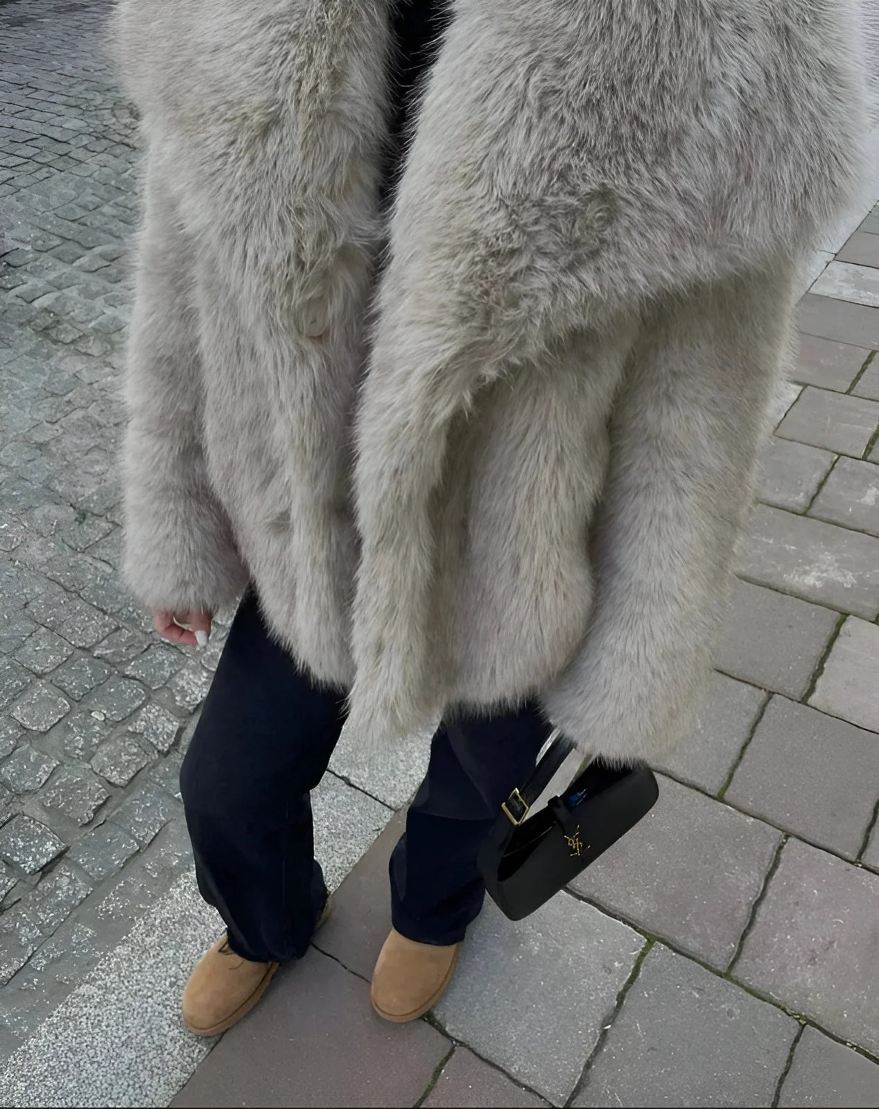 Julie  - Faux Fur Coat